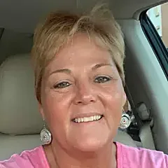 Gelagen customer Karen B.